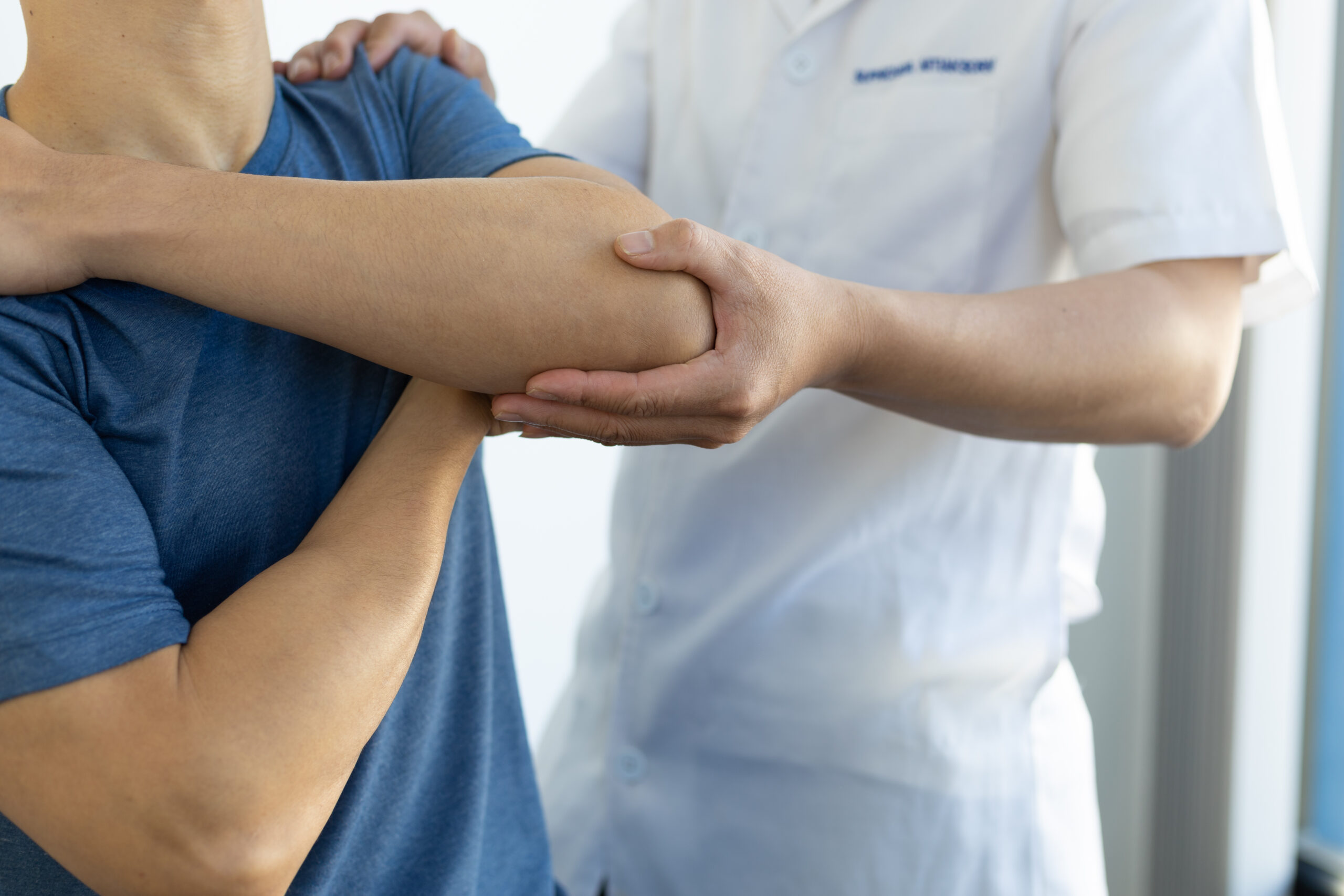 Elbow Dislocation Treatment